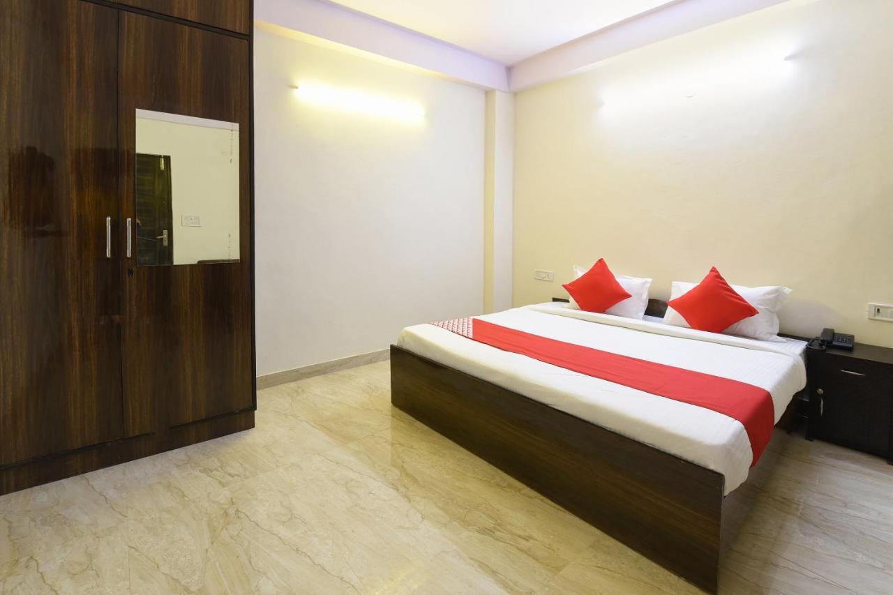 Hotel O Club Residency New Delhi Room photo